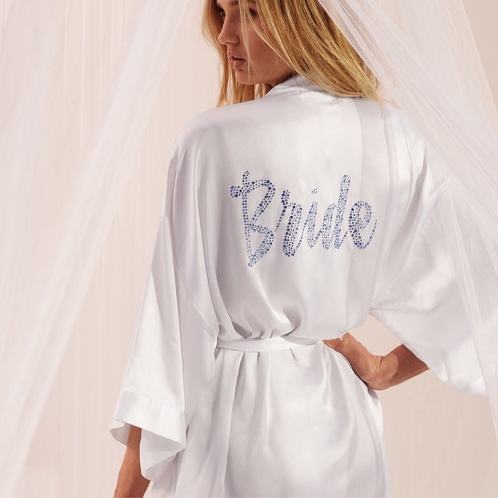 NWT Victoria’s Secret Bride Robe